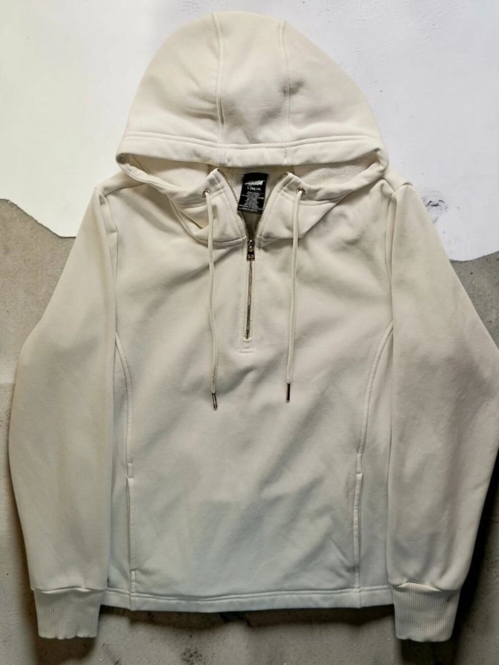 Avia Women’s L White Hoodie Zip Neck Athletic Long Sleeve Thumb Holes - Picture 1 of 6